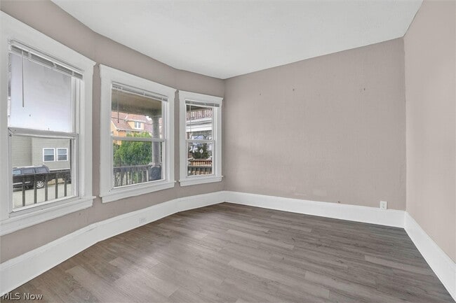 Foto del edificio - 11404 Orville Ave