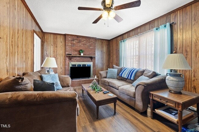 Building Photo - Build Equity While Leasing - Lease and Own from Day One!