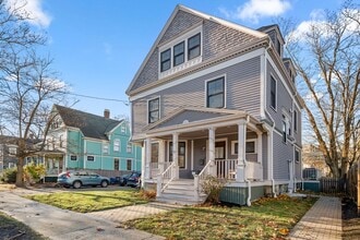 Building Photo - 18 Wyman St