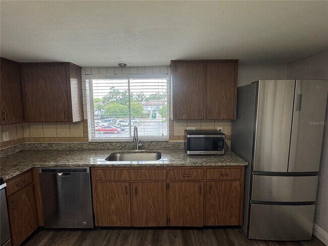 Foto del edificio - 8601 Huron Ct