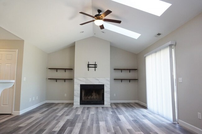 Photo - 7017 Farrington Farms Dr House