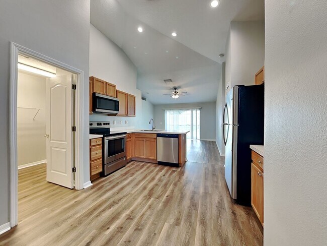 Foto del edificio - Spacious 3 Bedroom Home for Rent in Riverview, FL | Fenced Yard | 2-Car Garage