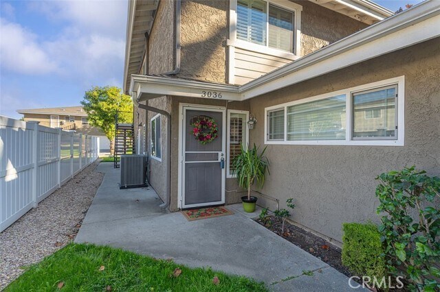 Foto principal - 3036 Knollwood Ave