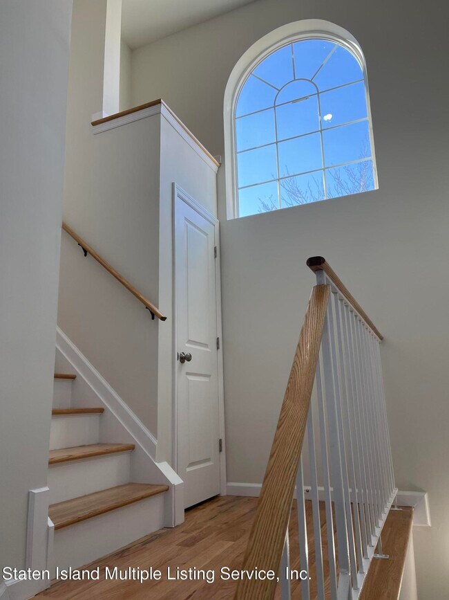 Foto del edificio - 61 Northfield Ave