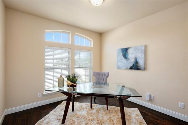 Building Photo - 1087 Sahallee Dr