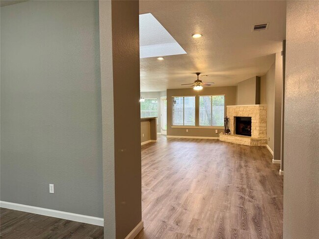 Building Photo - 9104 Heiden Lane