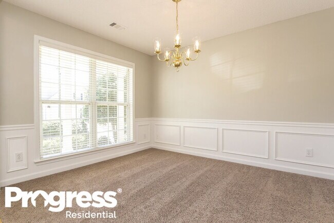 Building Photo - 4313 Shillham Ct
