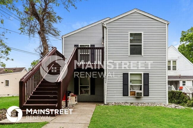 Building Photo - 2913 Dumesnil St
