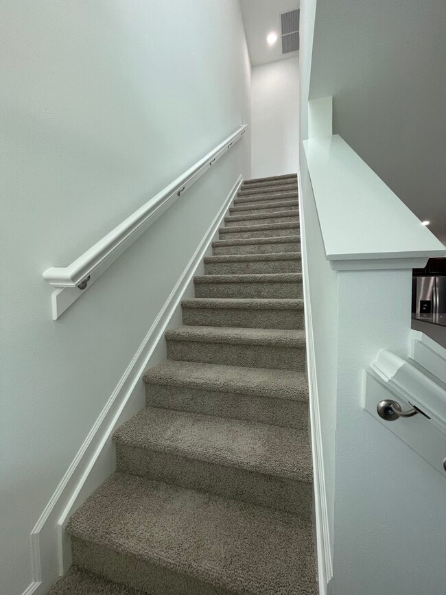 Foto del edificio - 16374 POWERSCOURT Dr