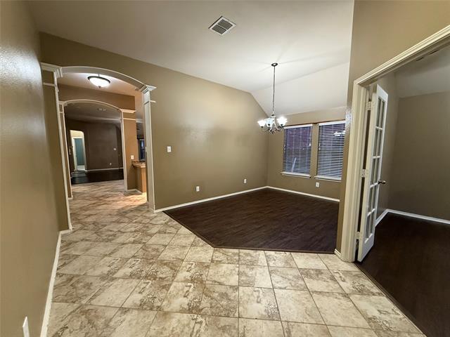 Foto del edificio - 816 Lake Grove Dr