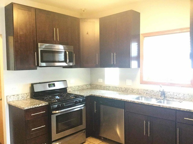 Foto del edificio - 2914 N 74th Ct