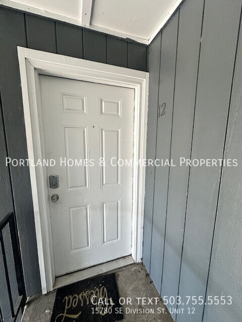 Foto del edificio - 15780 SE Division St