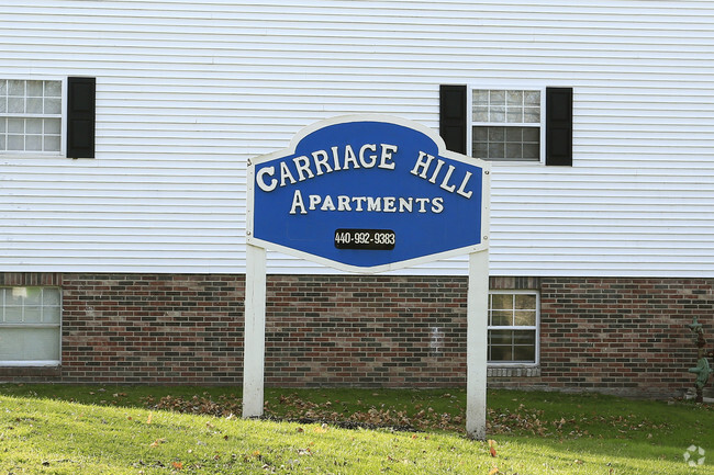 Casa-cochera Hill Apartments - Carriage Hill Apartments