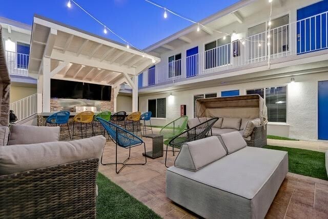 Building Photo - 60 15th St.