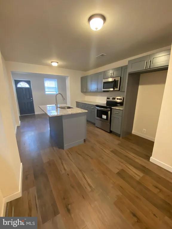 2123 S Alden St, Philadelphia, PA 19143 Townhome Rentals in