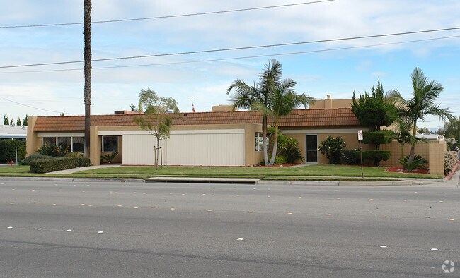 Building Photo - Del Prado Anaheim