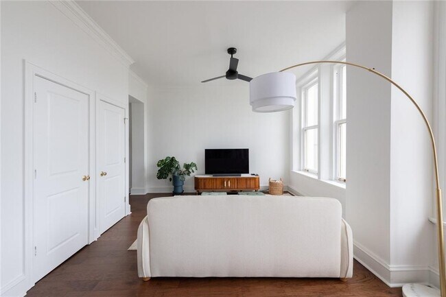 Foto del edificio - 57 Forsyth St NW