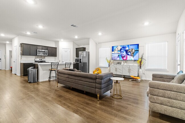 Foto del edificio - 2928 Roper St