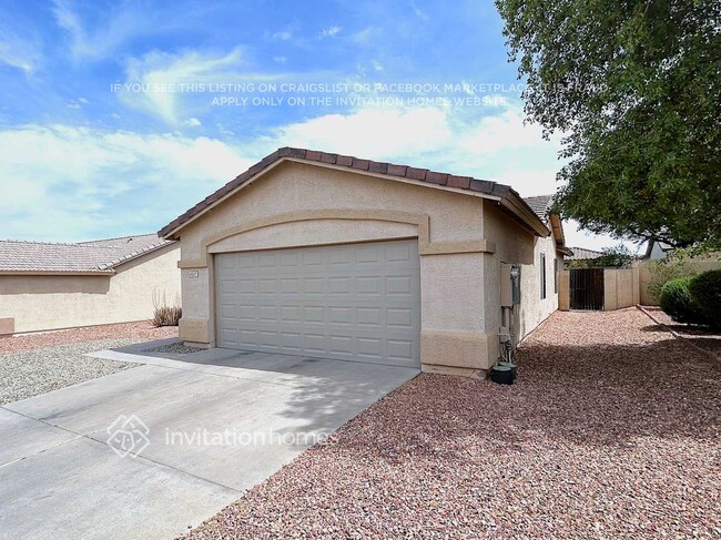 Building Photo - 8207 S 18th St