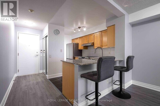 Building Photo - 83 Borough Dr