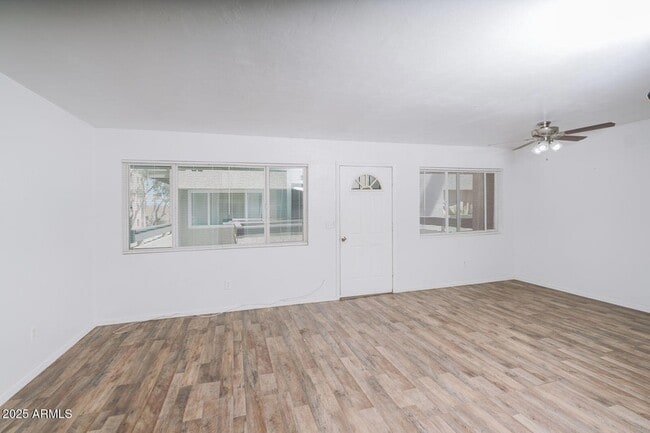 Building Photo - 2690 N 43rd Ave