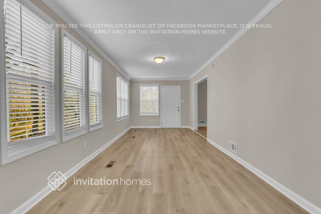 Foto del edificio - 6062 Silver Spur Dr