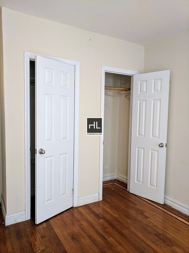 Foto del edificio - 3111 Crescent St