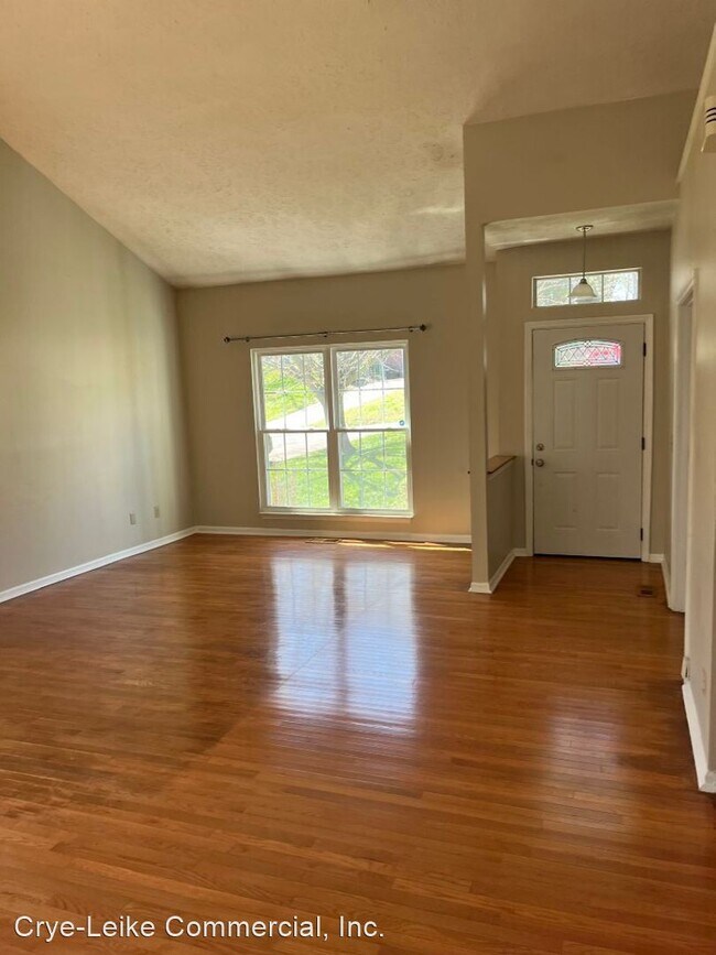 Building Photo - 4 br, 3 bath House - 4512 Raccoon Trail