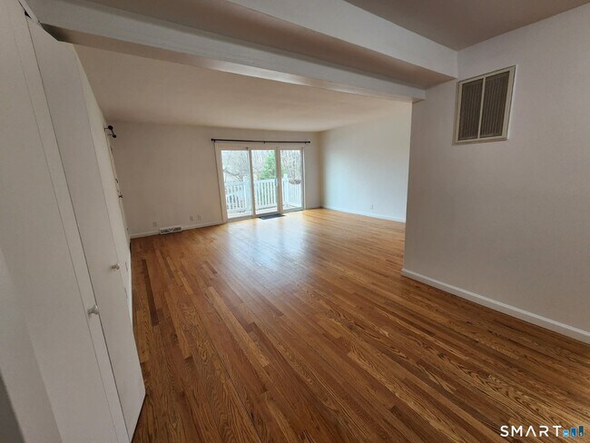 Foto del edificio - 2 Cook Close