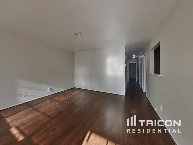 Building Photo - 325 Ladera Drive Vallejo CA