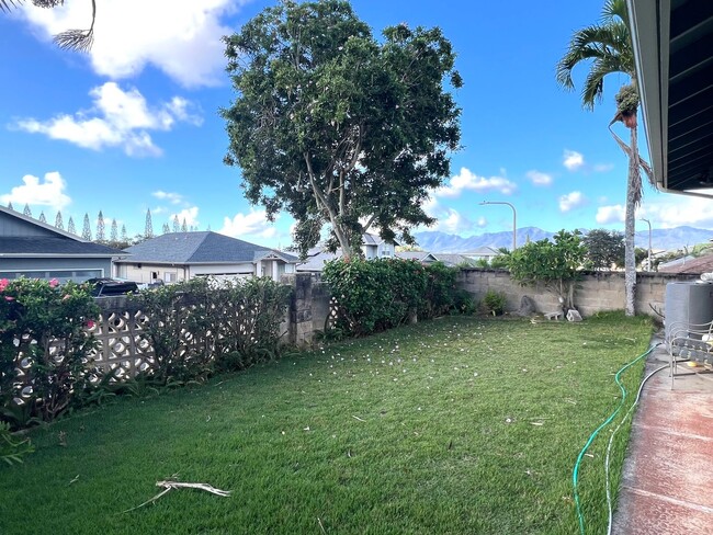 Foto del edificio - Mililani Mauka Single Family 3 bedroom 2 b...