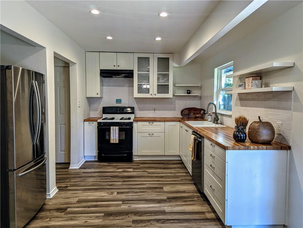 Foto principal - 812 Hill Wood Dr