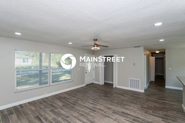 Foto del edificio - 3 Bedroom Pet-Friendly Home in PALM BAY, FL with Main Street Renewal