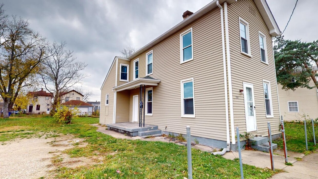 Photo - 281 Walnut St (Hamilton, OH)