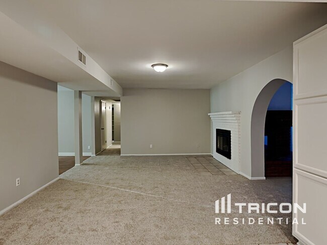 Foto del edificio - 4832 N 87th Ln
