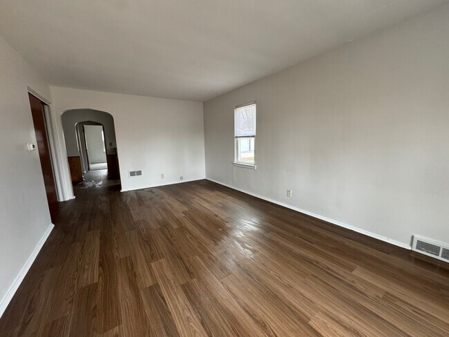 Foto del edificio - 1713 Goff Ave