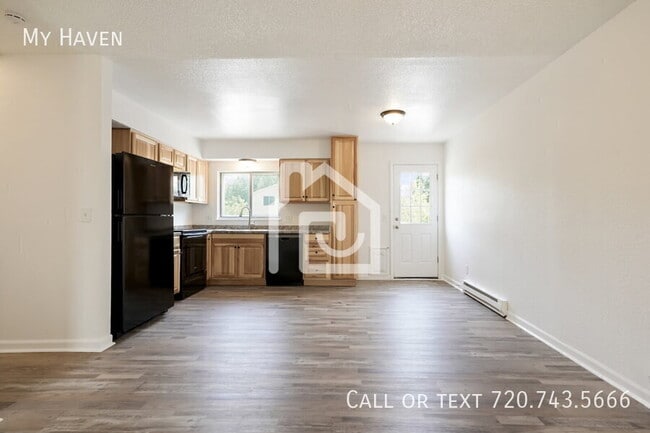 Building Photo - 17898 E Mexico Dr