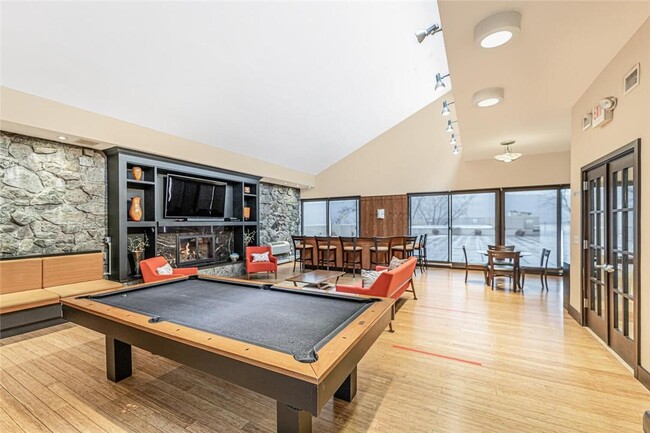 Foto del edificio - 1155 Warburton Ave