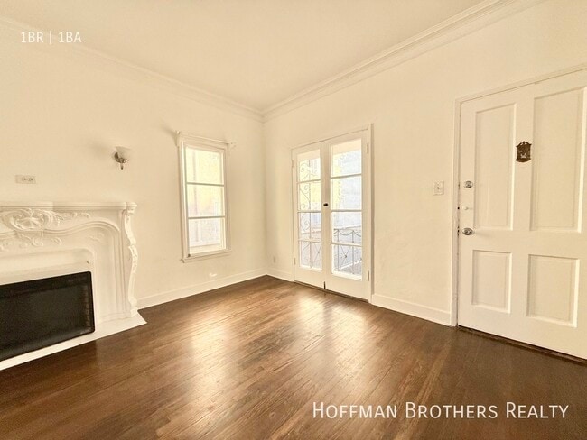 Building Photo - 5447 1/2 Harold Way