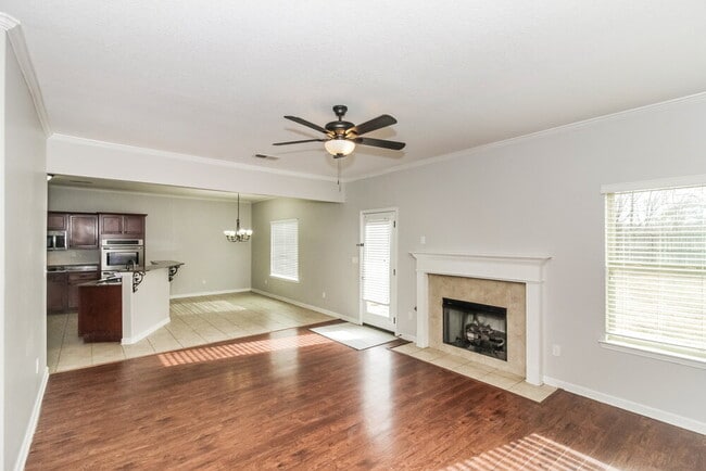 Foto del edificio - 170 Misty Fields Rd