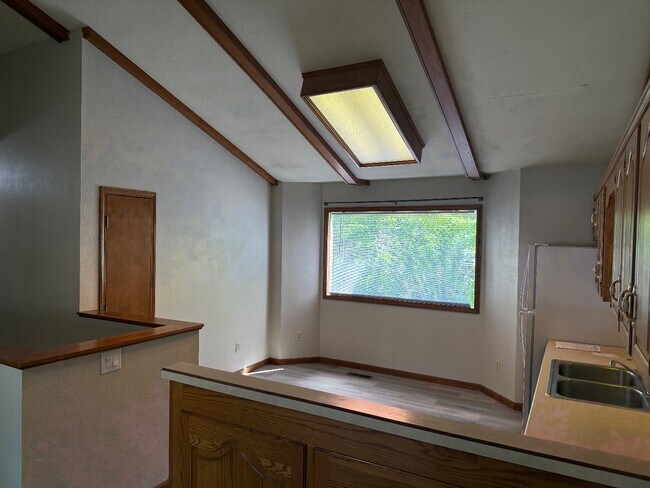 Foto del edificio - 306 Scott Station Rd