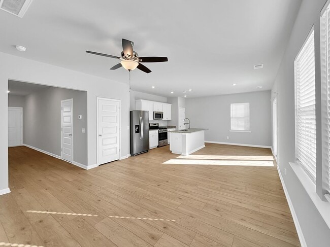 Building Photo - 639 Culpepper St