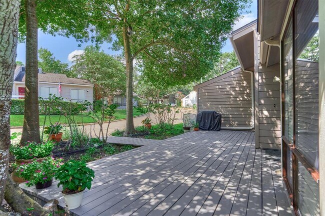 Foto del edificio - 15 April Village