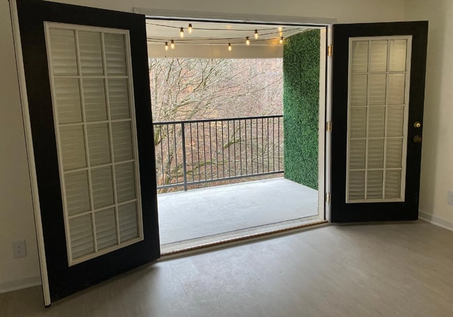 Foto del edificio - 3615 Essex Ave