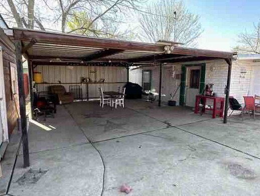 Building Photo - 1410 Burke Dr