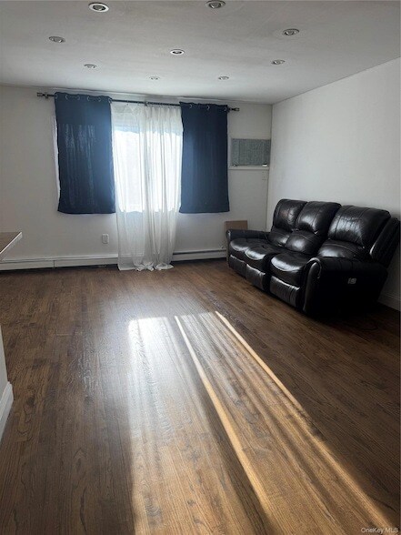 Foto del edificio - 156-49 76th St