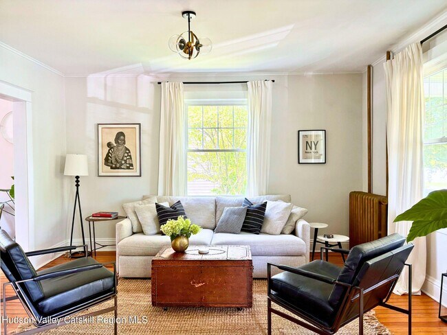 Building Photo - 590 NY-23B