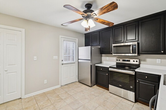Building Photo - Davenport Condominiums