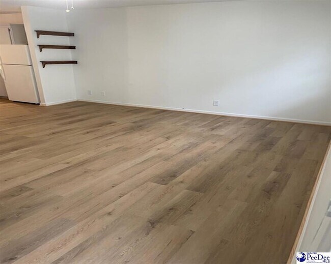 Foto del edificio - 1724 W Pine Lake Dr