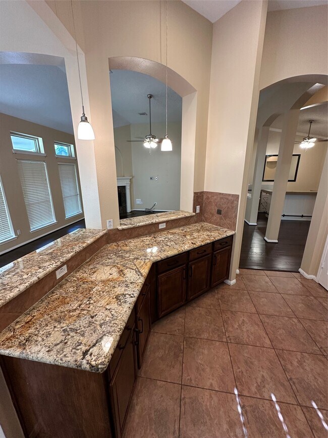 Building Photo - 4530 Plantation Pass Dr